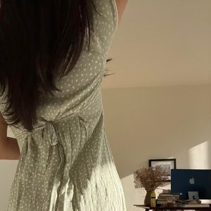 cutest green mini floral